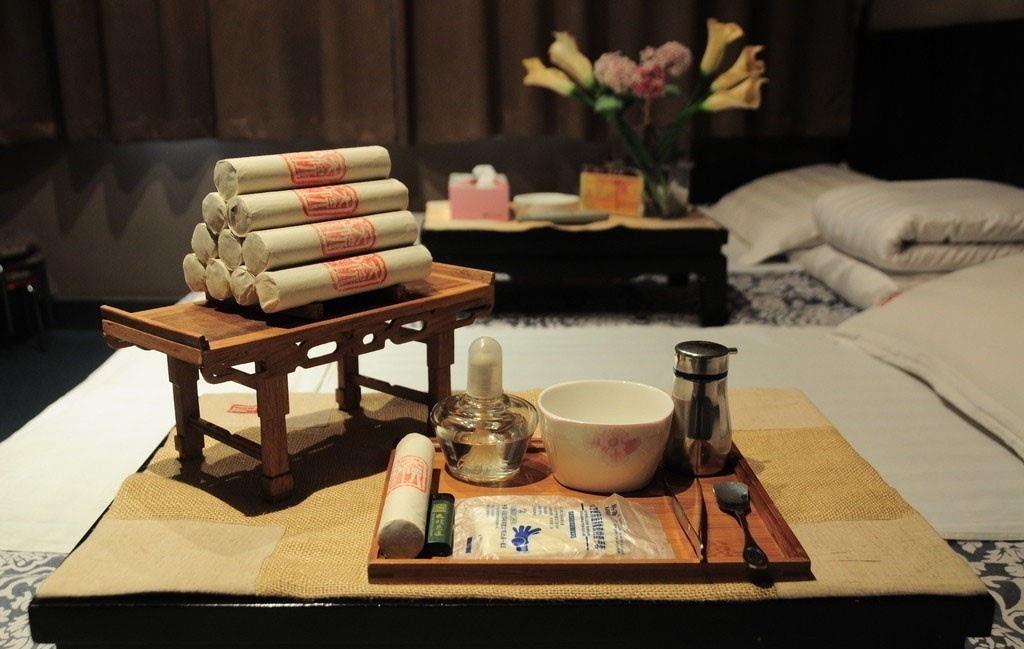 蕲艾灸肚脐眼上到底能不能做艾灸呢